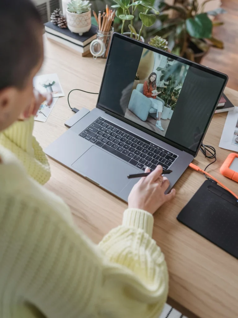 Como Editar Vídeos Profissionais no Seu PC em Abadia dos Dourados